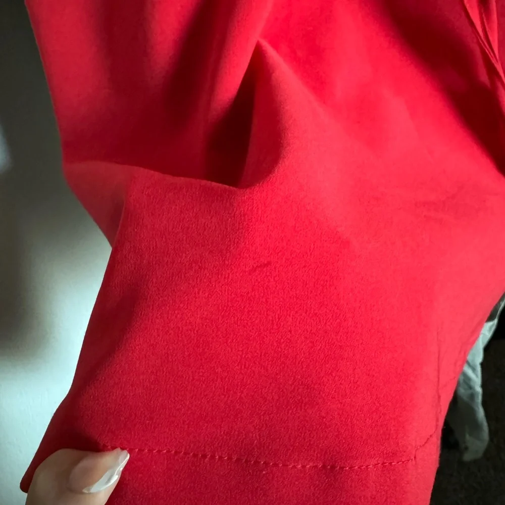 Red dress - Picture 2 of 3